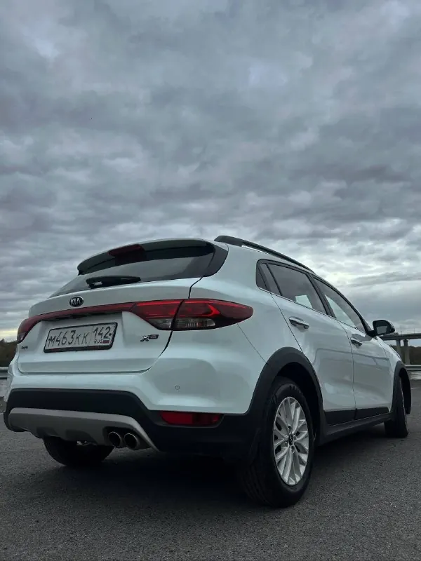 Kia Rio X после полировки оптики