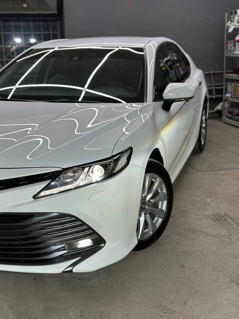 Toyota Camry в боксе